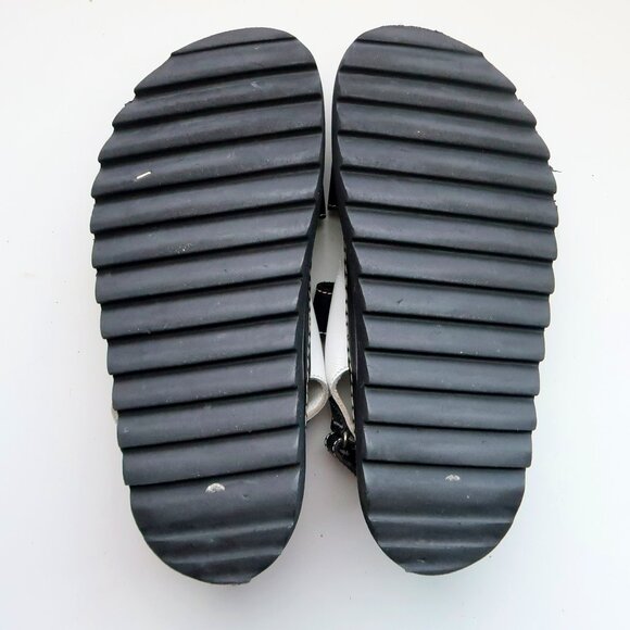 Chanel Leather Velcro CC Logo Platform Dad Sandals 90's Y2K Minimalist Designer - Picture 8 of 16